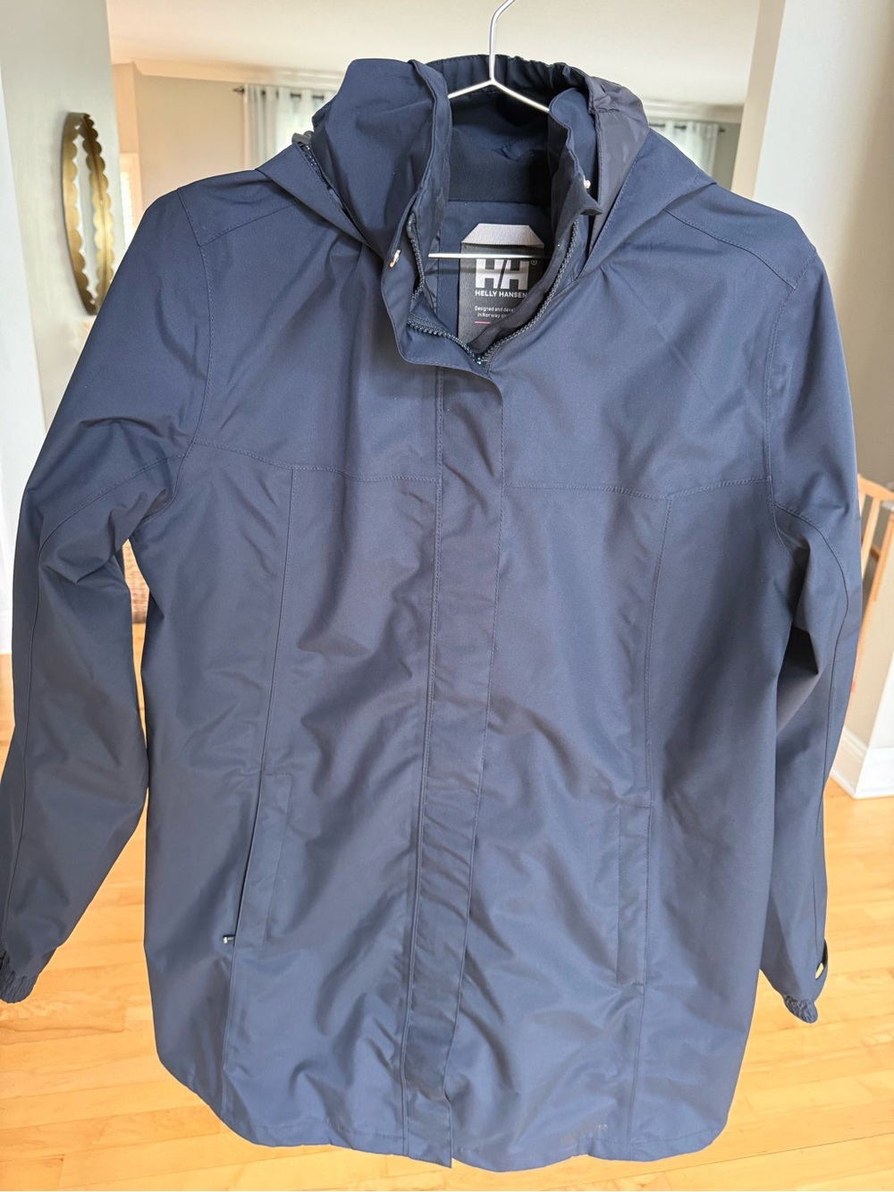 Helly Hansen Women’s Hooded Rain Jacket in Navy - BRAND NEW